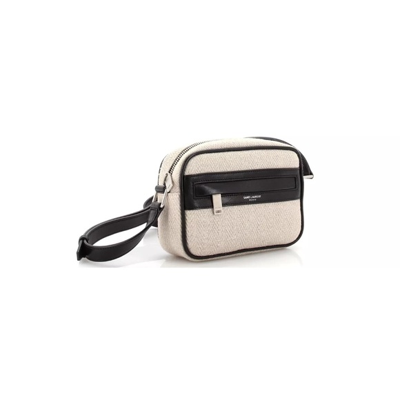 Pre-loved Saint Laurent Camp Camera Bag Canvas
Mini Neutral - Picture 2 of 5